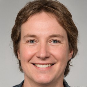 Tobias F., Immobilienmanager in Frankfurt mit EuroCheckin für Meldeschein Registrierung